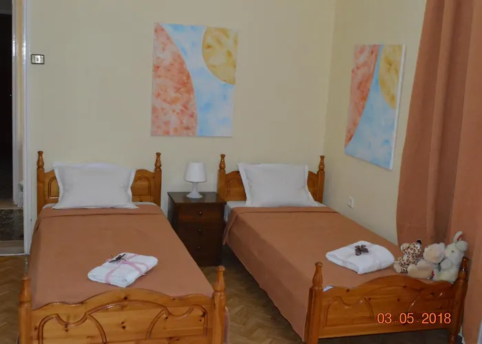 Klementine's House Скала-Каллирахис