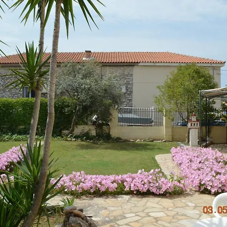 Lägenhet Klementine's House Skála Kallirákhis